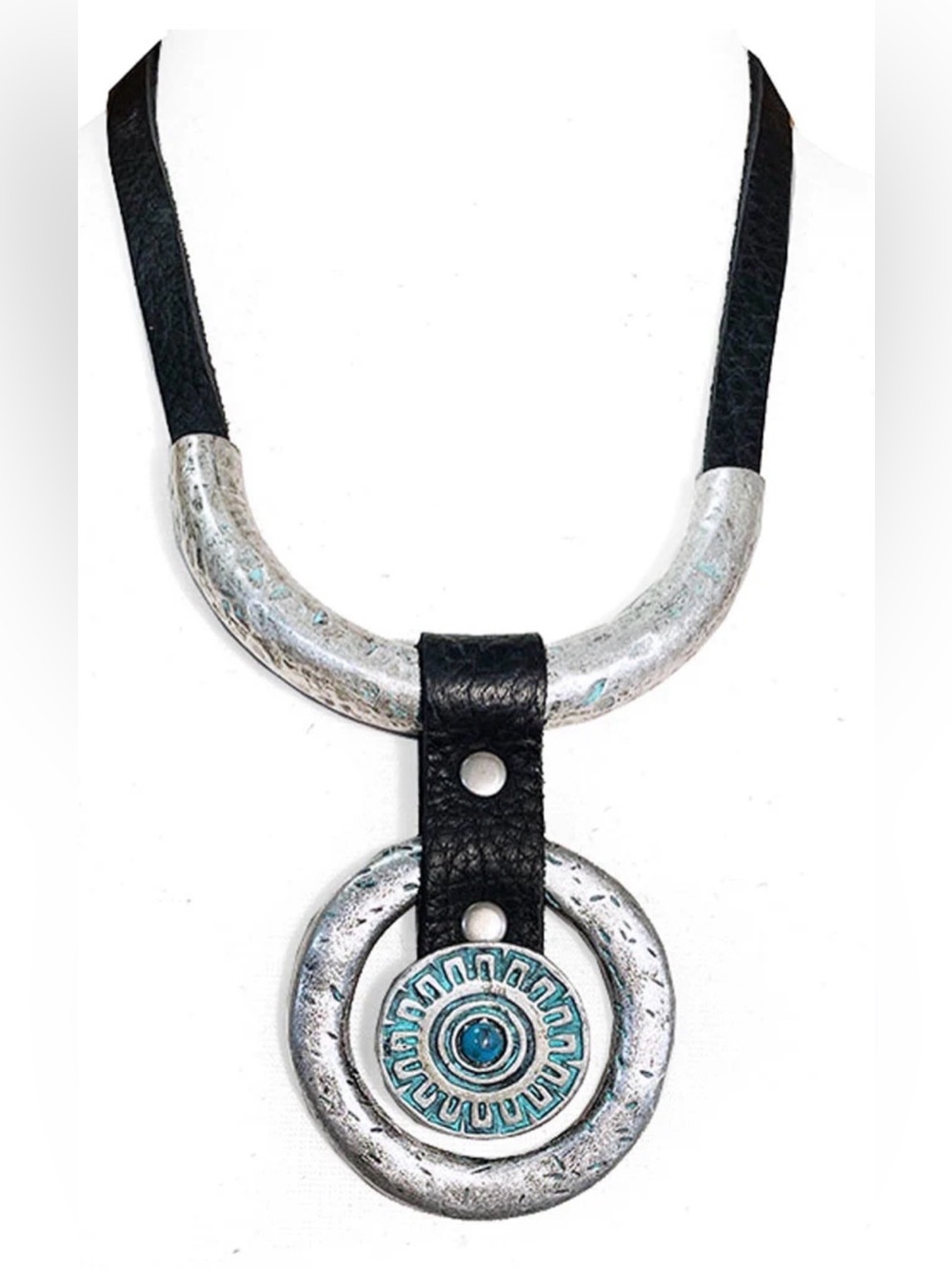 Leatherock Milana Necklace NWOT